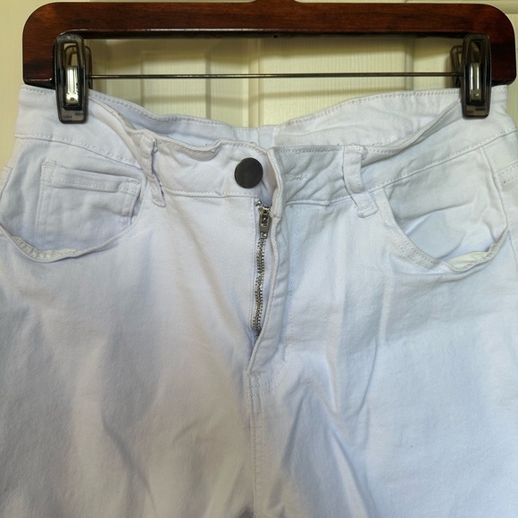 White Frayed Jeans- X- Large - Picture 4 of 6